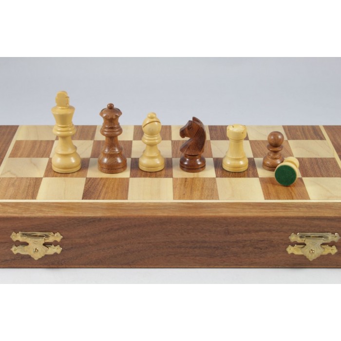Acacia chess set magnetic 25 x 12,5  cm