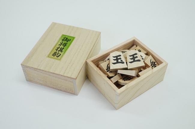 Wooden shogi pieces (shogi koma)