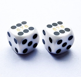 Precision dice 14 mm - set of 4 (White/Black)