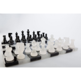 Alabaster Chess set black/white (without border)