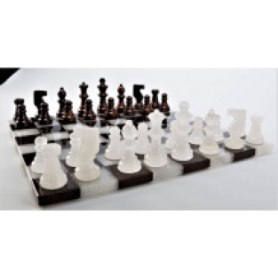Alabaster Chess set brown/white ( without border)