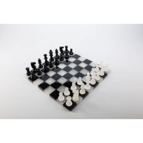 Alabaster Chess set black/white (without border)