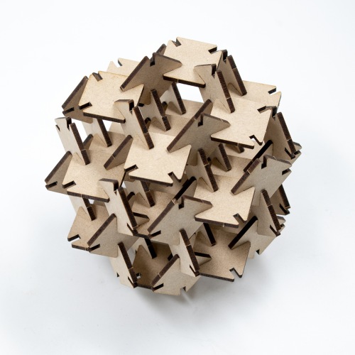 Meuq Design - Triangulus puzzle