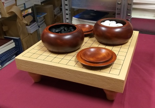 Goban 13 x13  with dark bowls