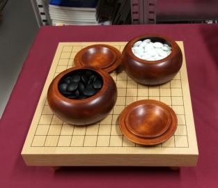 Goban 13 x13  with dark bowls