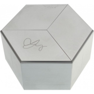 Hexagon box - Wil Strijbos