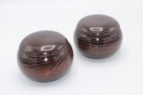 T372. Chestnut Go Bowls