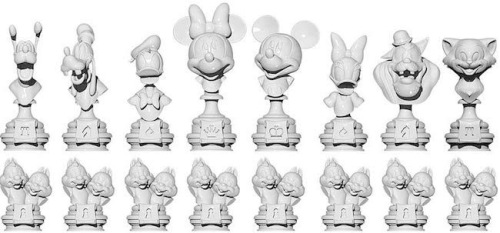 Mickey True Original Chess set