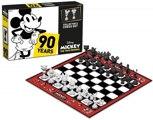 Mickey True Original Chess set