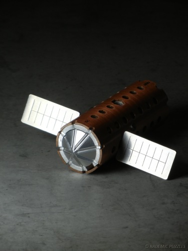 Orbit - Rademic Puzzles