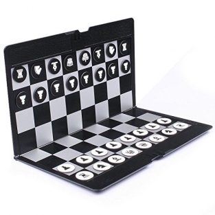 Traveler Plane & Magnetic Chess Set